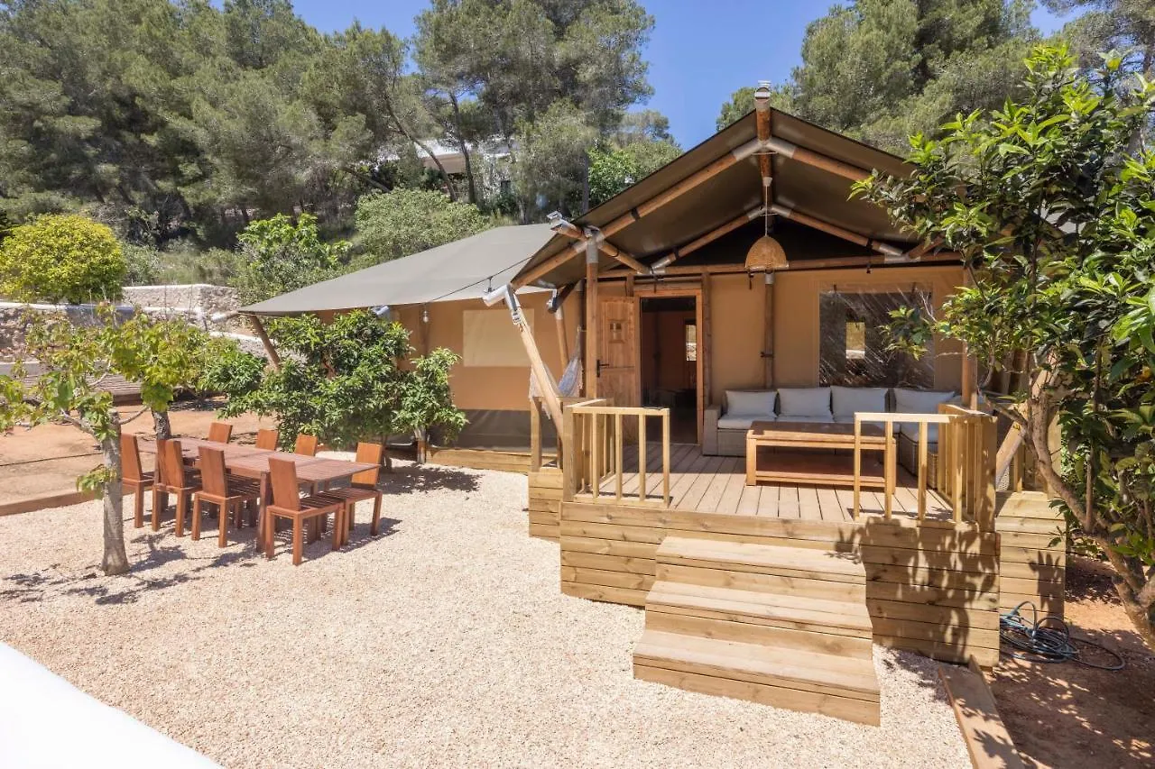 Oasis Villas Complex カラ・ロンガ スペイン