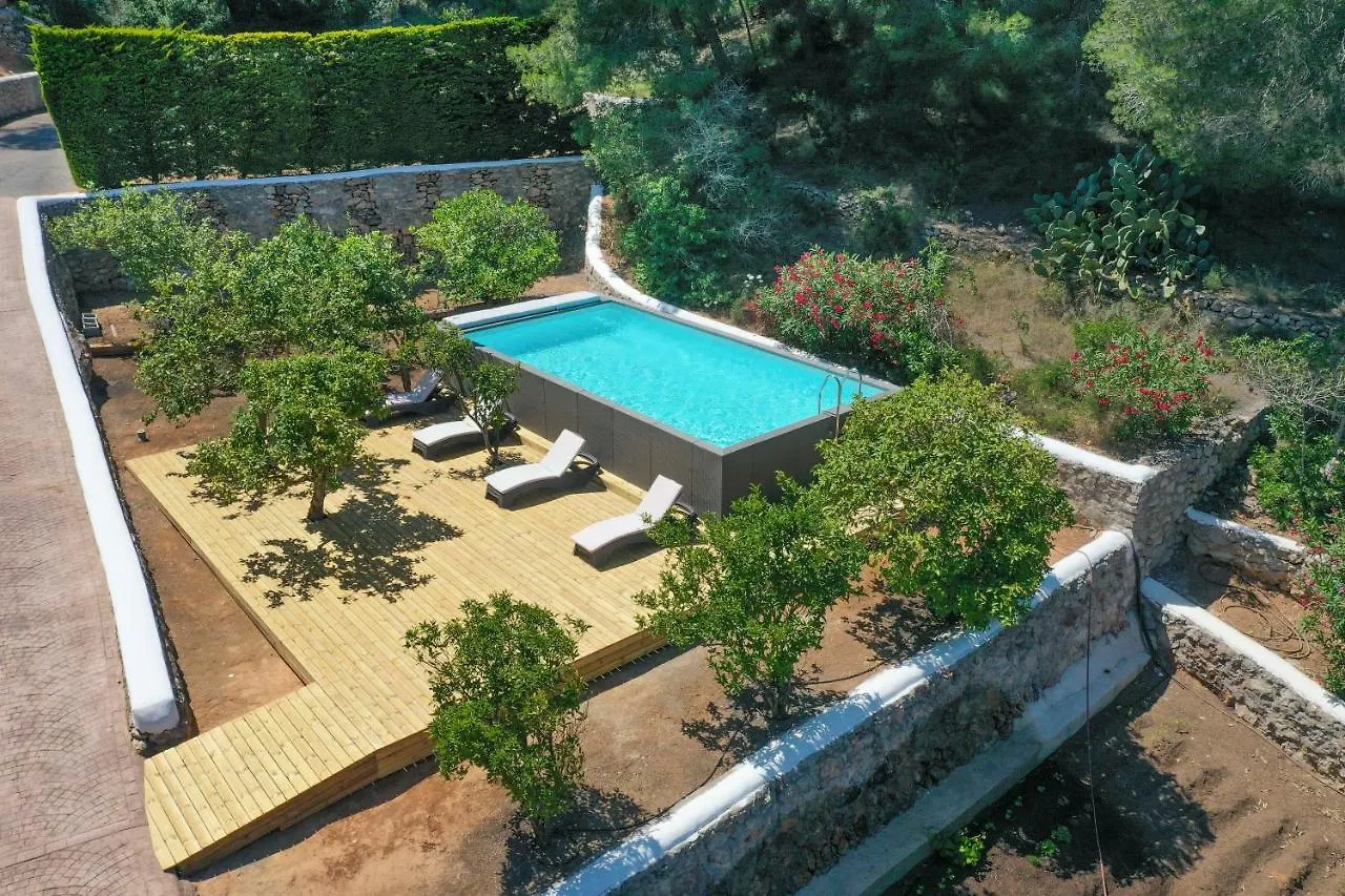 Oasis Villas Complex Cala Llonga