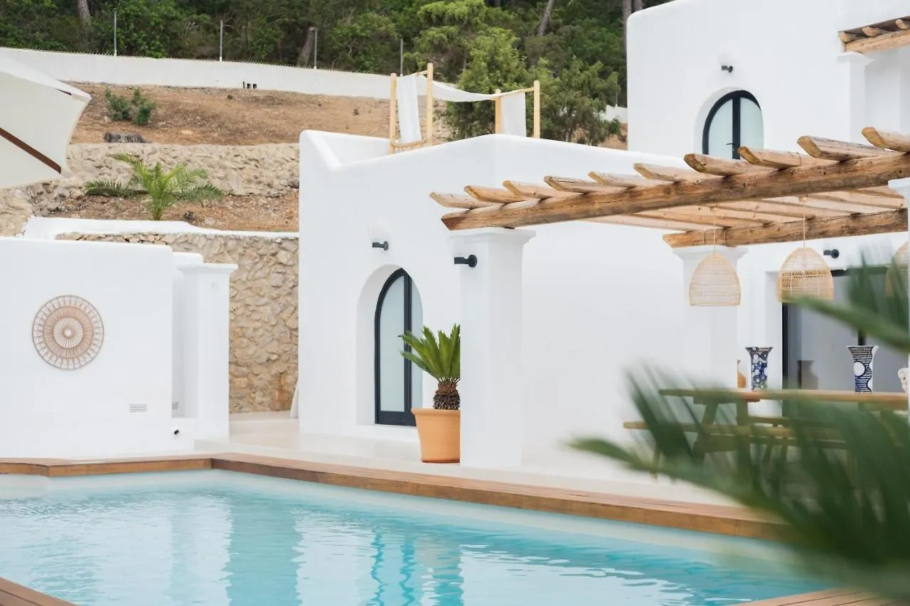 Oasis Villas Complex カラ・ロンガ スペイン