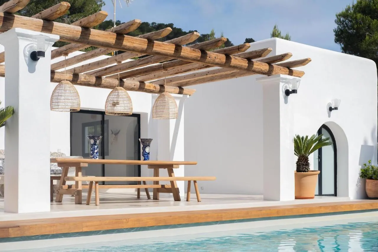 Oasis Villas Complex Cala Llonga